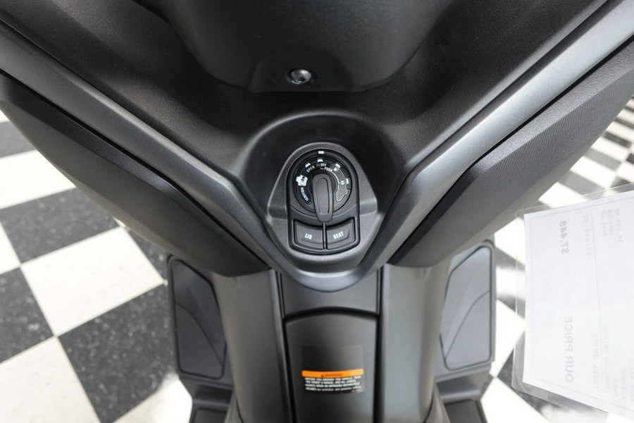 2025 Yamaha XMAX