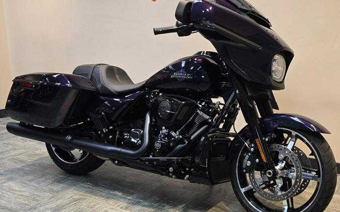 2025 Harley-Davidson® Street Glide® Mystic Shift - Black Finish FLHX