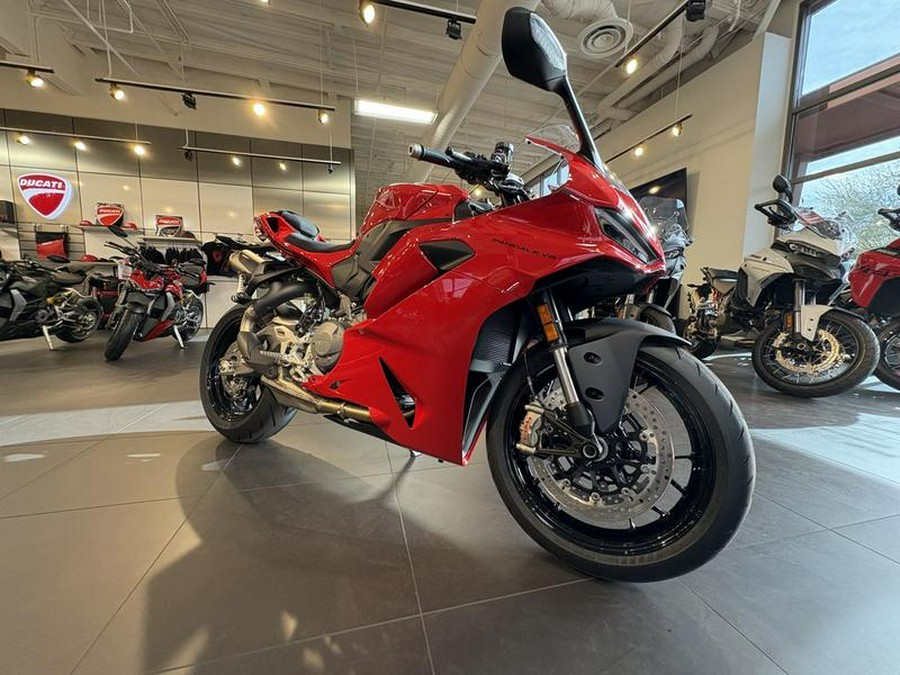 2026 Ducati Panigale V2