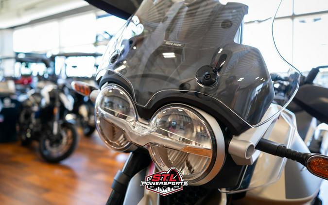 2025 V85 TT Travel - BRONZO DESERTO - Moto Guzzi