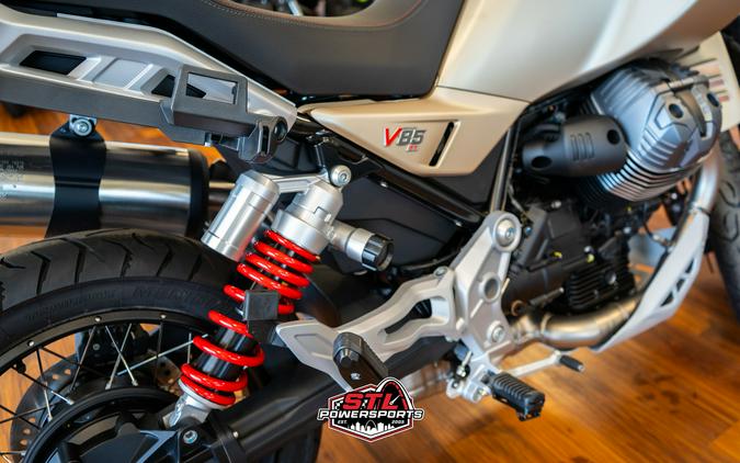 2025 V85 TT Travel - BRONZO DESERTO - Moto Guzzi