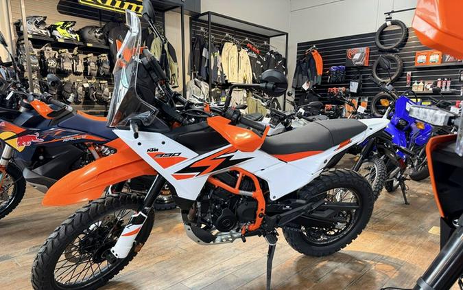 2026 KTM Adventure 390 R