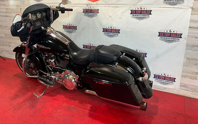 2019 Harley-Davidson Street Glide Base