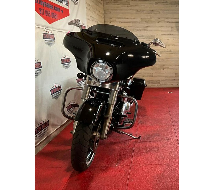 2019 Harley-Davidson Street Glide Base