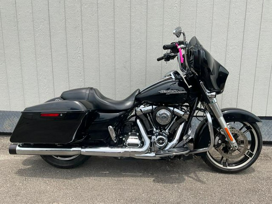 2019 Harley-Davidson Street Glide Base