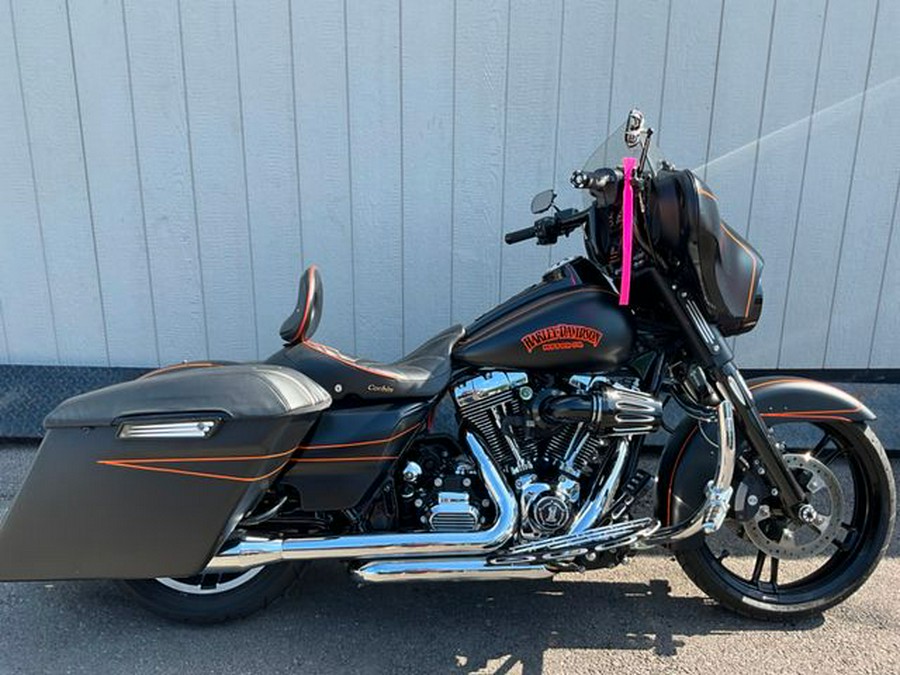 2016 Harley-Davidson Street Glide Special