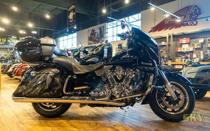 2017 Indian Motorcycle ROADMASTER THUNDER BLK 49ST Base