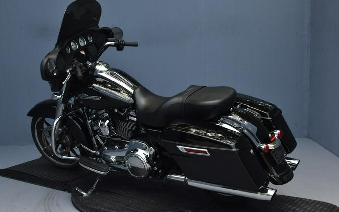 2022 Harley-Davidson Street Glide