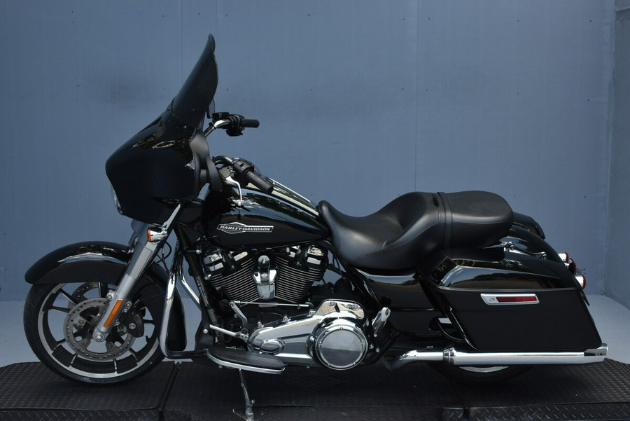 2022 Harley-Davidson Street Glide