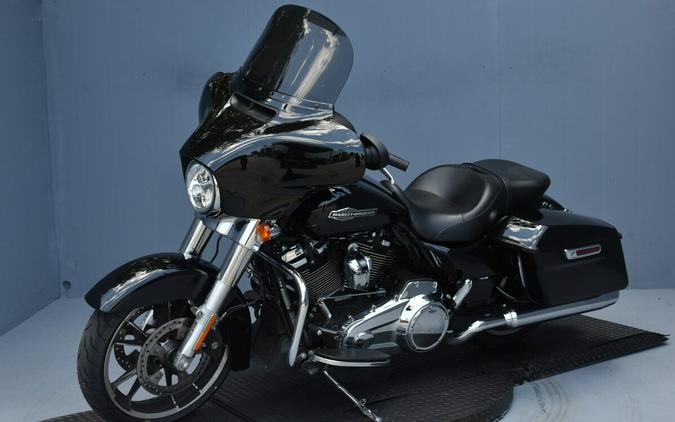 2022 Harley-Davidson Street Glide