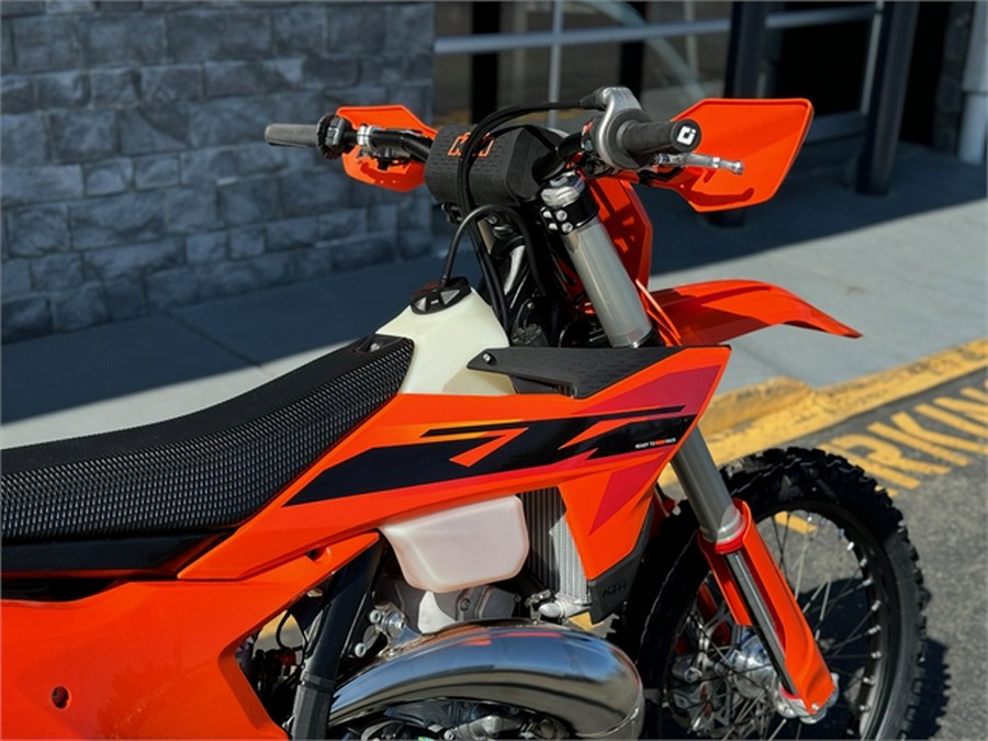 2025 KTM 250 XC