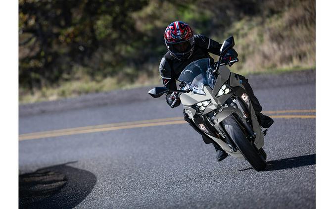 2025 Kawasaki Ninja 500