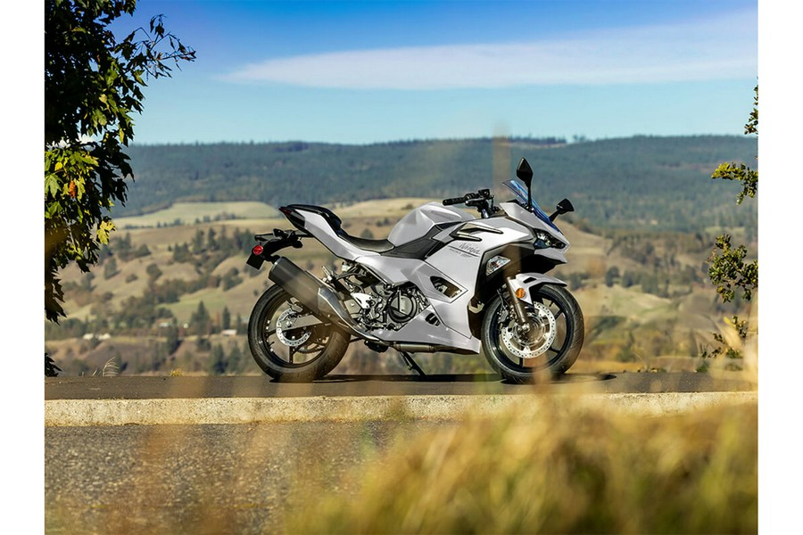 2025 Kawasaki Ninja 500