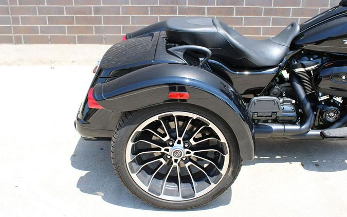 2024 Harley-Davidson® FLTRT - Road Glide® 3