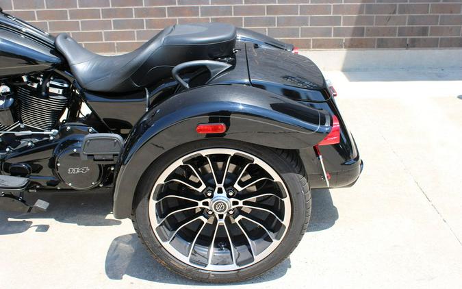 2024 Harley-Davidson® FLTRT - Road Glide® 3