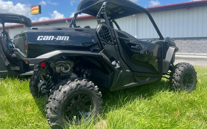 2023 Can-Am® Commander XT 1000R