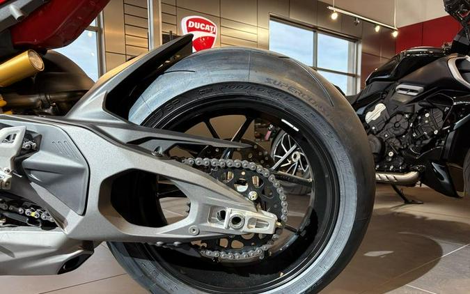 2026 Ducati Panigale V4