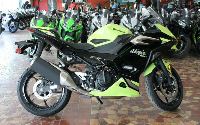2026 Kawasaki Ninja 500 SE ABS Metallic Yellowish Green/Ebony - TDAA7067