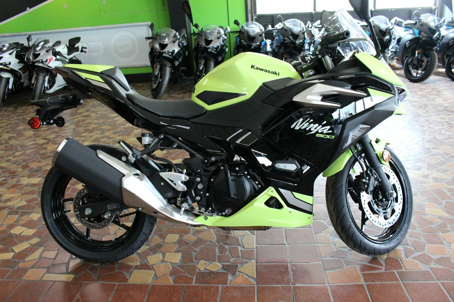 2026 Kawasaki Ninja 500 SE ABS Metallic Yellowish Green/Ebony - TDAA7067