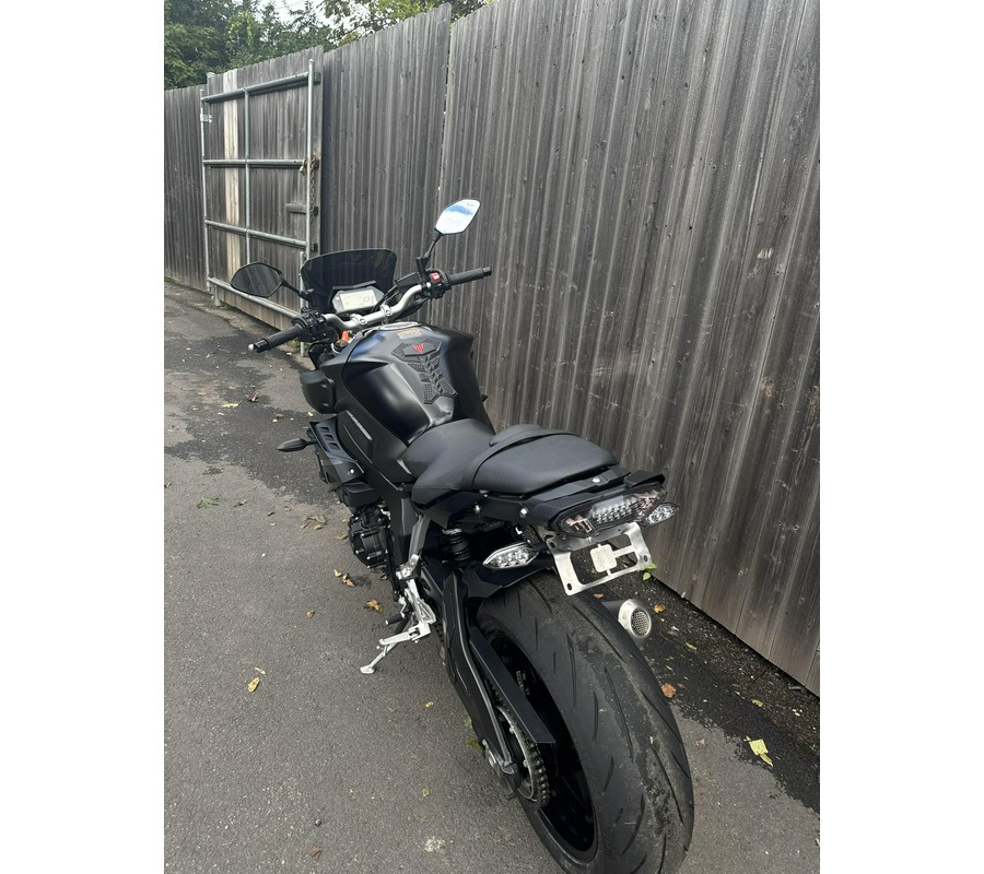 2021 MT-10 - Yamaha