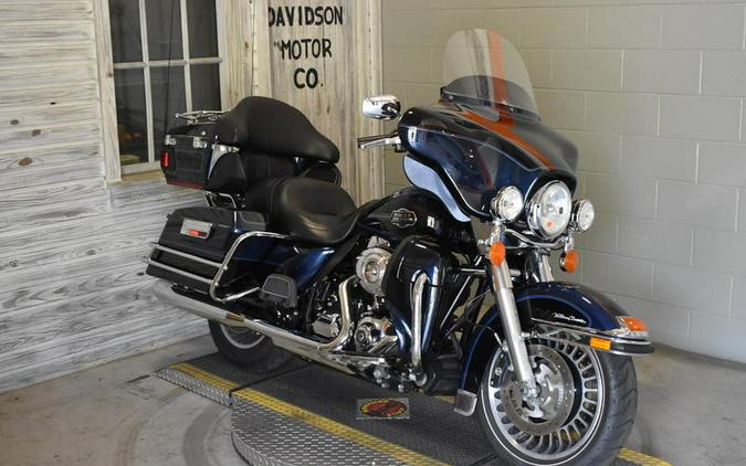 2012 Harley-Davidson® FLHTCU - Electra Glide® Ultra Classic