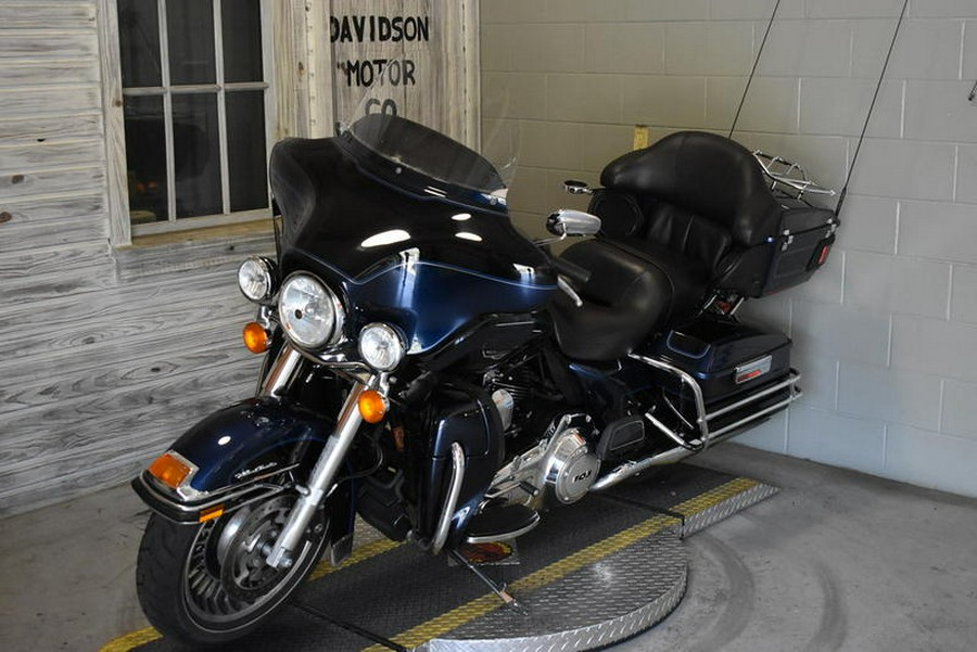 2012 Harley-Davidson® FLHTCU - Electra Glide® Ultra Classic