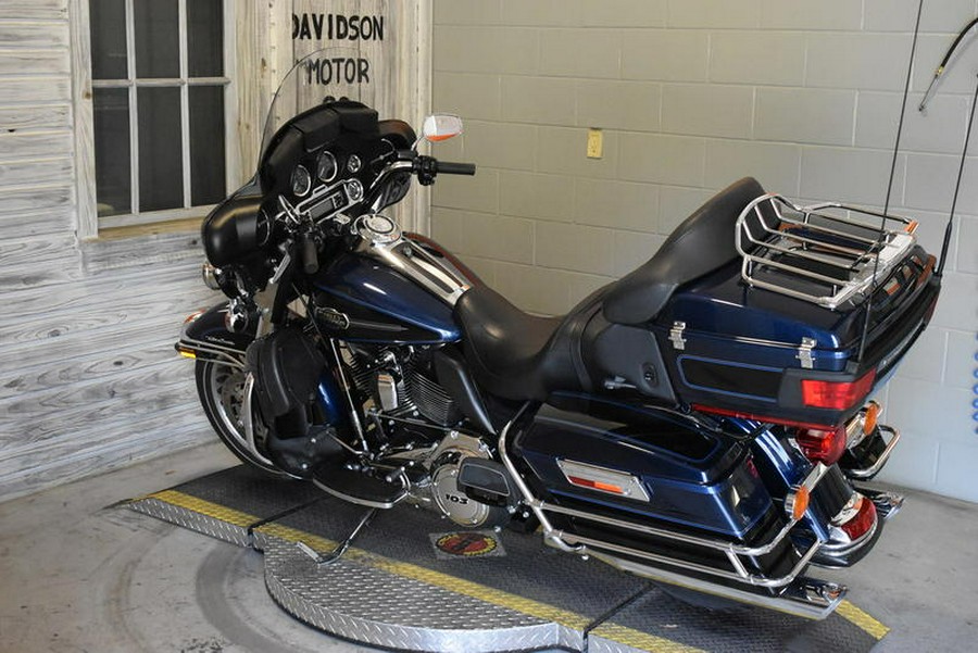 2012 Harley-Davidson® FLHTCU - Electra Glide® Ultra Classic