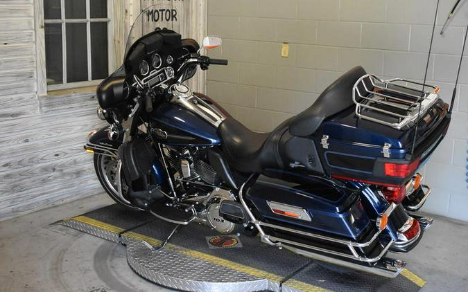 2012 Harley-Davidson® FLHTCU - Electra Glide® Ultra Classic