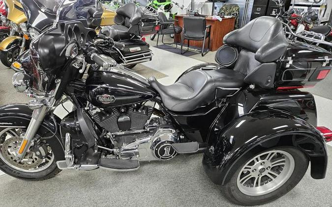 2011 Harley-Davidson® FLHTCUTG - Tri Glide® Ultra Classic®