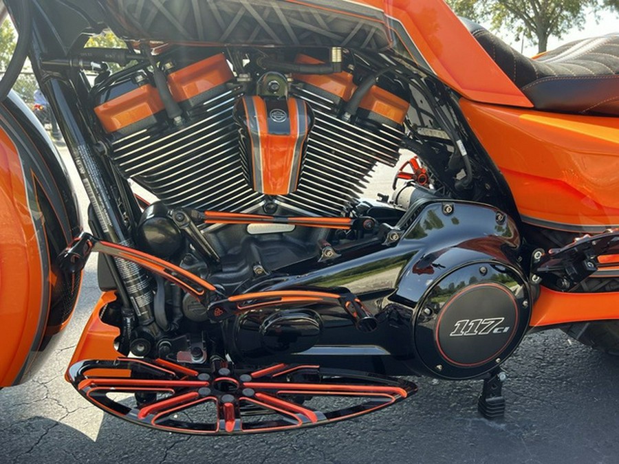 2018 Harley-Davidson FLHXSE - CVO Street Glide