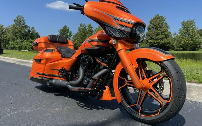 2018 Harley-Davidson FLHXSE - CVO Street Glide