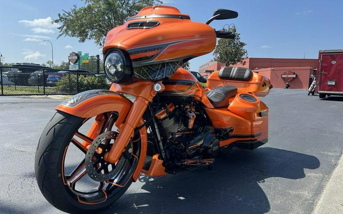 2018 Harley-Davidson FLHXSE - CVO Street Glide