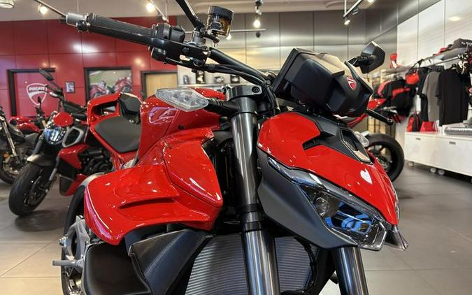 2026 Ducati Streetfighter V4