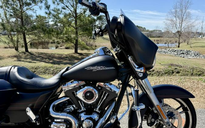 2016 Harley-Davidson® FLHXS Street Glide® Special