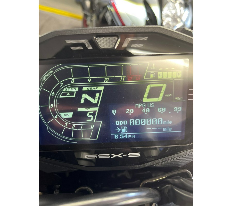 2023 Suzuki GSX-S1000