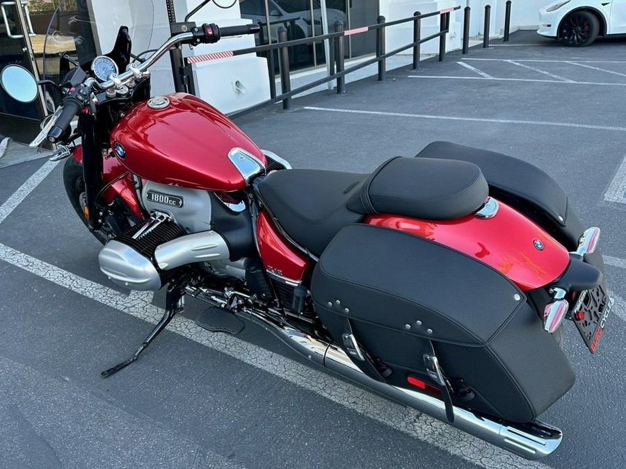 2022 BMW R 18 Classic Mars Red Metallic