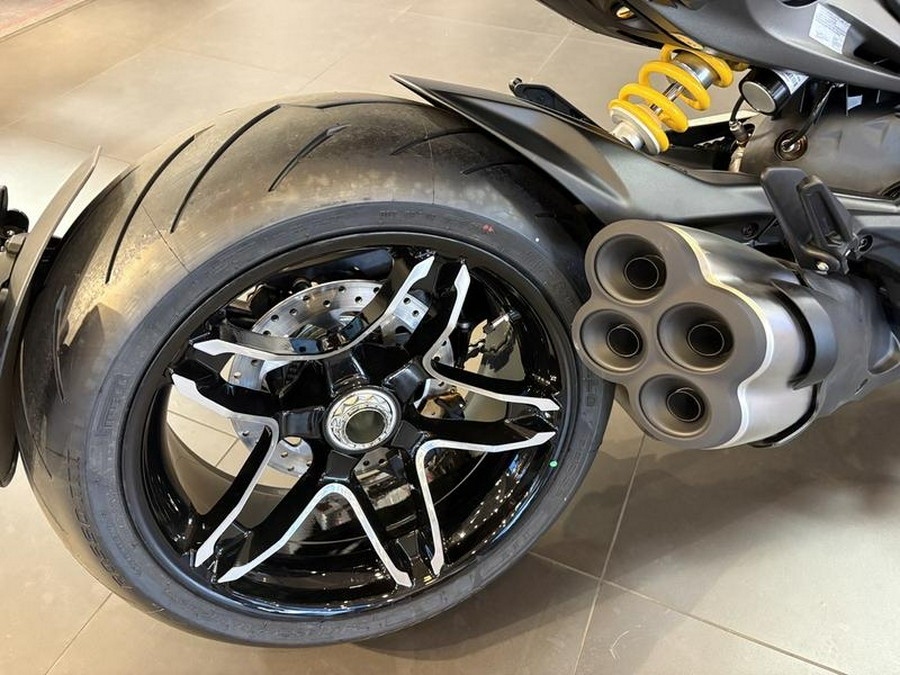 2026 Ducati XDiavel V4 Black Lava