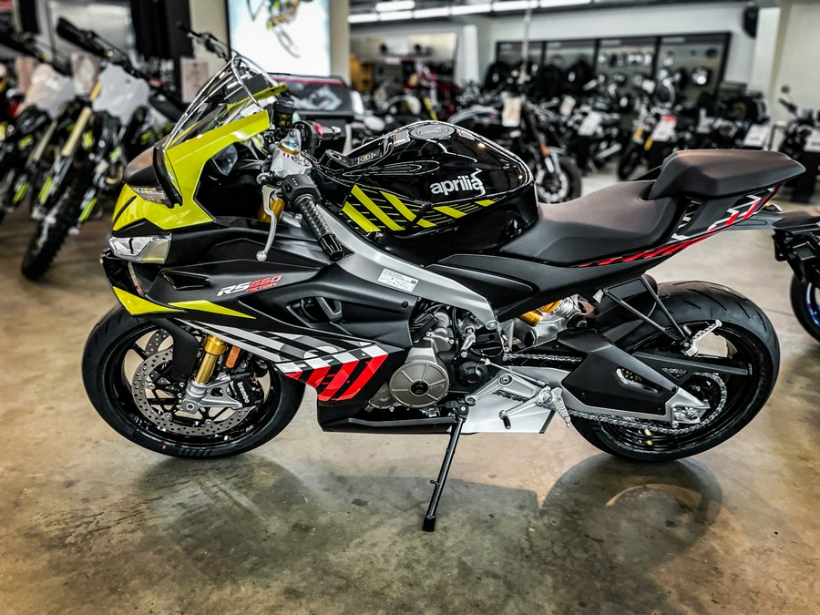 2027 APRILIA RS 660 FACTORY