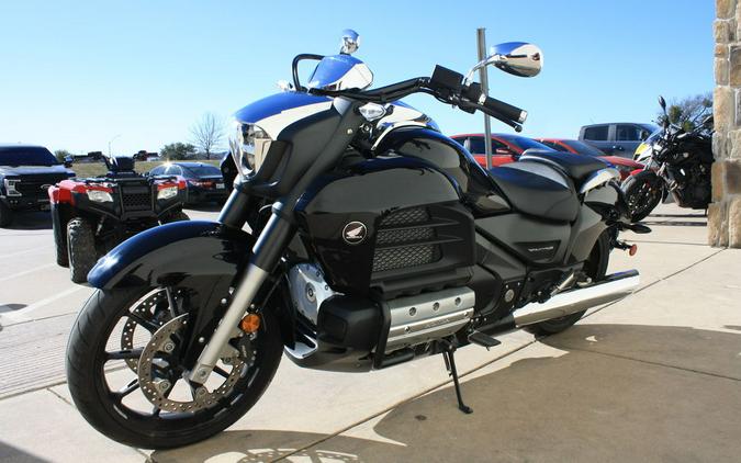 2014 Honda® Gold Wing Valkyrie
