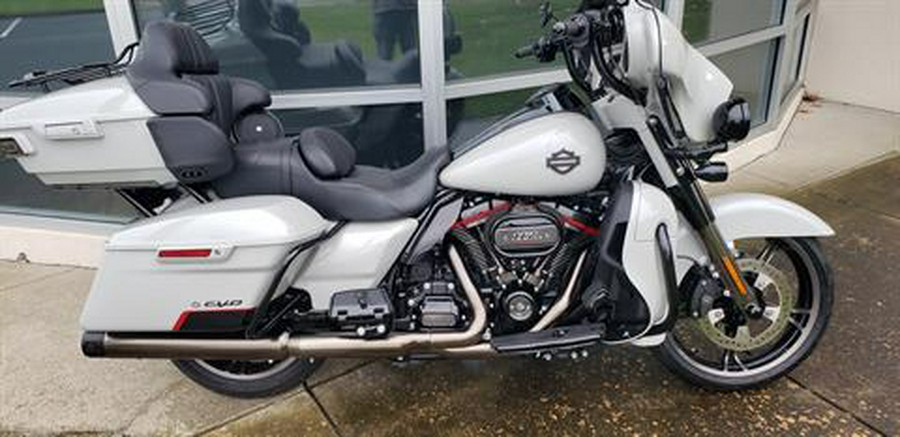 2020 Harley-Davidson CVO ELECTRA GLIDE ULTRA LIMITED