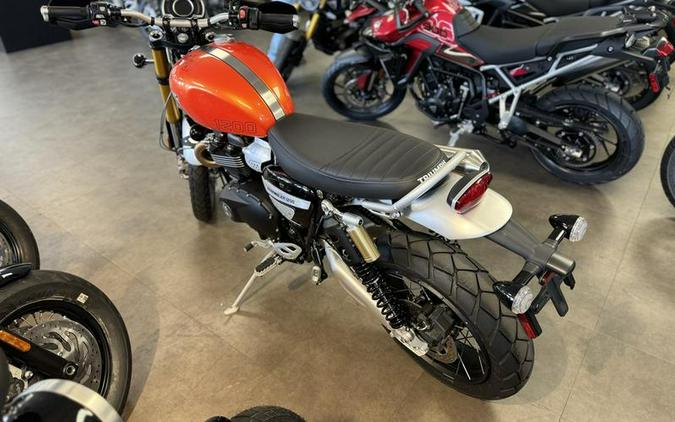 2024 Triumph Scrambler 1200 XE Baja Orange / Phantom Black