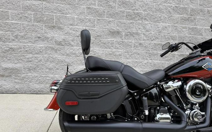 2025 Harley-Davidson® FLHC - Heritage Classic