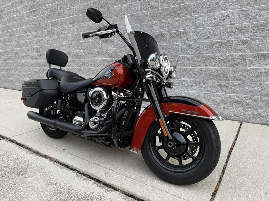 2025 Harley-Davidson® FLHC - Heritage Classic