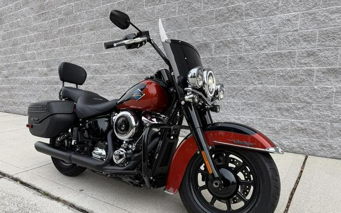 2025 Harley-Davidson® FLHC - Heritage Classic