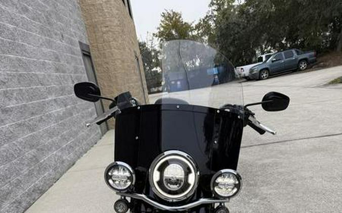 2025 Harley-Davidson® FLHC - Heritage Classic