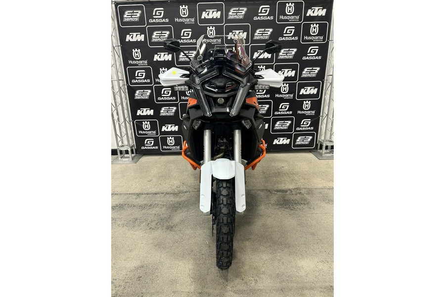 2026 1390 Super Adventure R - KTM