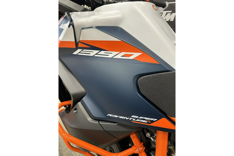 2026 1390 Super Adventure R - KTM