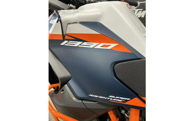 2026 1390 Super Adventure R - KTM