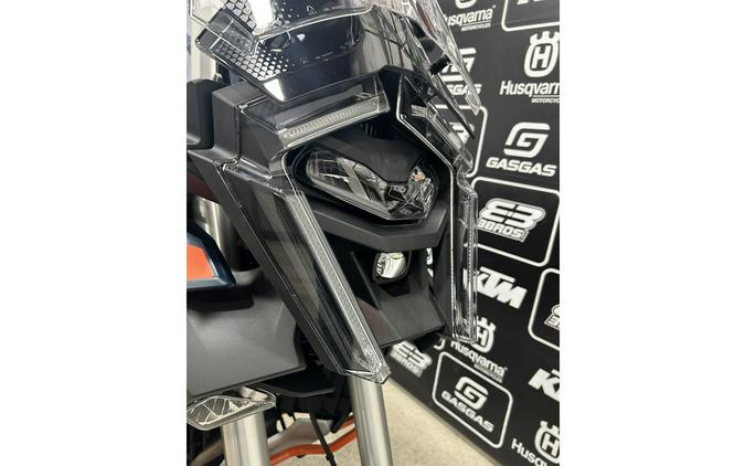 2026 1390 Super Adventure R - KTM