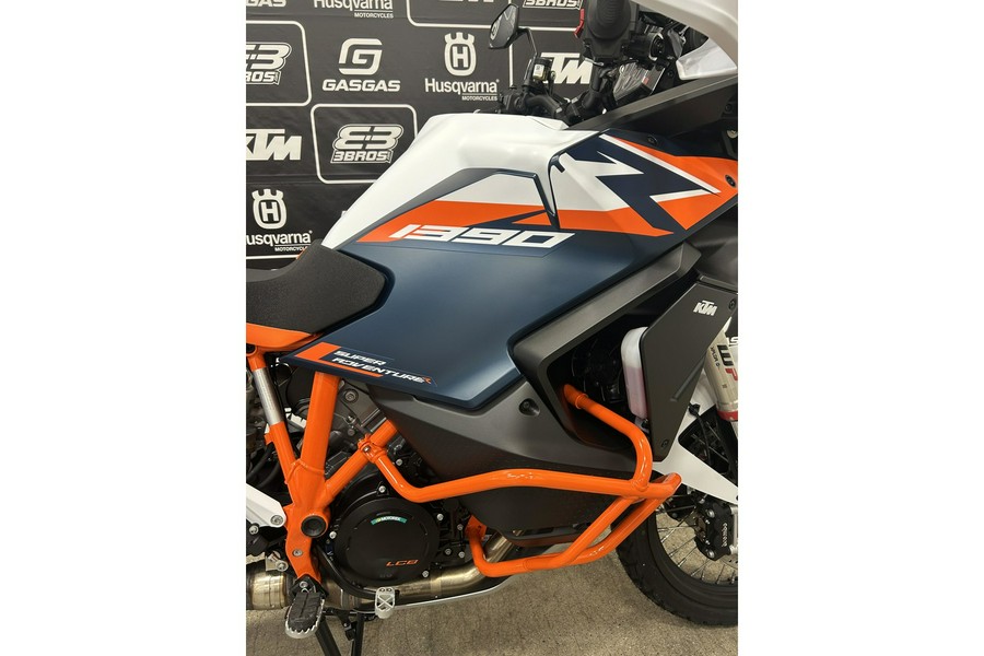 2026 1390 Super Adventure R - KTM